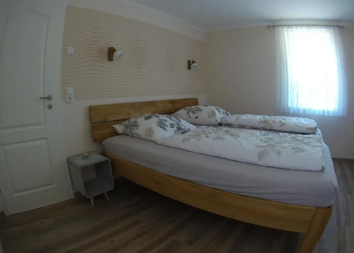 Am Sommerberg * Gießübel